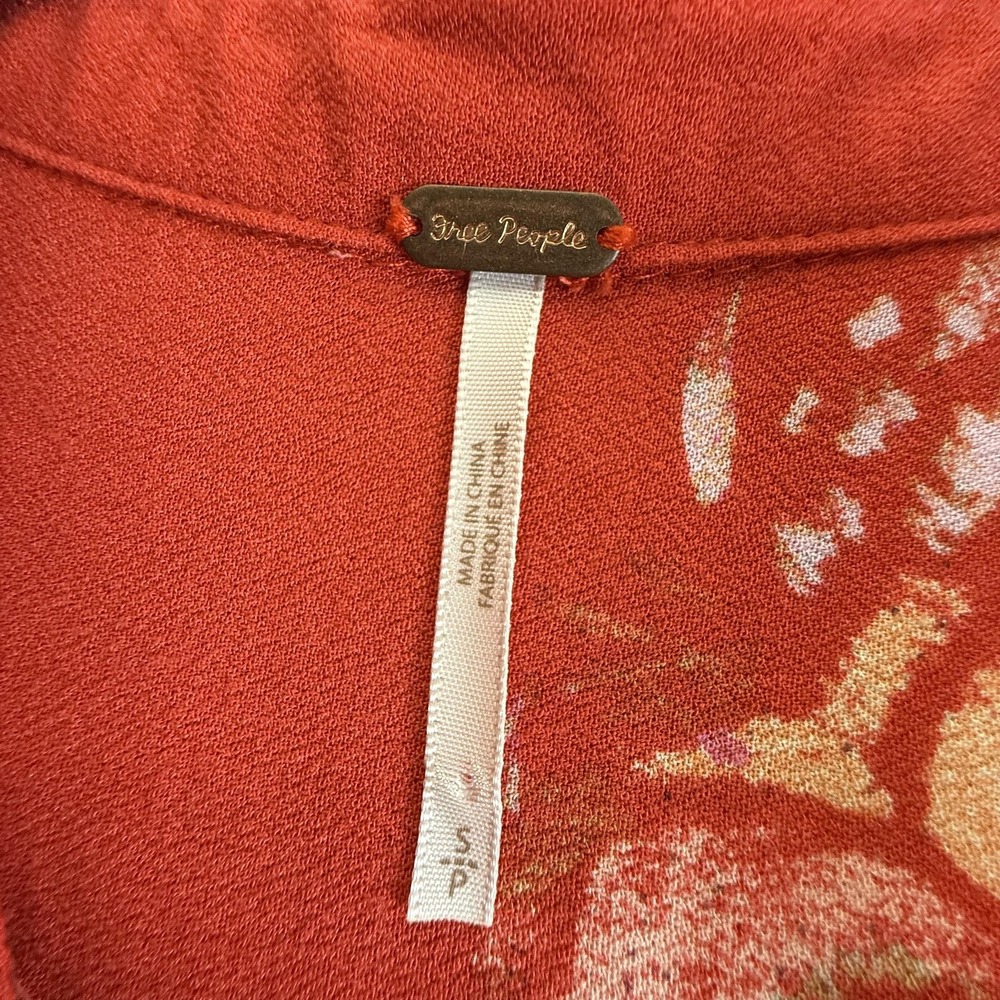 Free People Tunic Shirt Womens Small Red Floral Butterfly Boho Long Sleeve Rayon - Picture 14 of 16